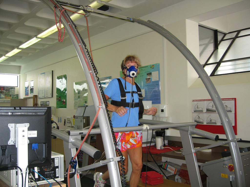 3110091040_c6be934a90_b